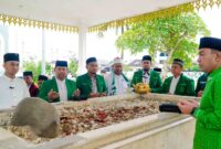 Warga Wasliyah Ziarahi Makam Ulama dan Mursyid di Sumut