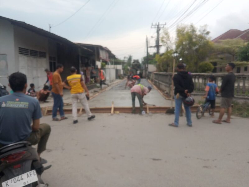 Jalan Martosari Pasar 3 Barat Medan Marelan Dicor Beton